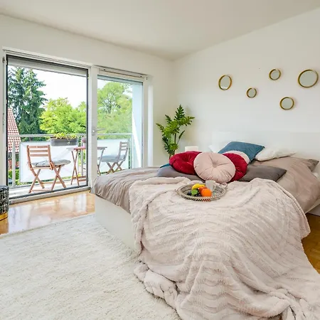 Og2 Rechts 3-zimmer Mit Balkon 15min Bis Salzburg Apartmán Freilassing