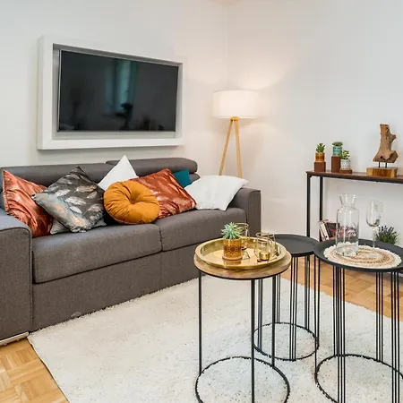 Og2 Rechts 3-zimmer Mit Balkon 15min Bis Salzburg Apartment Freilassing